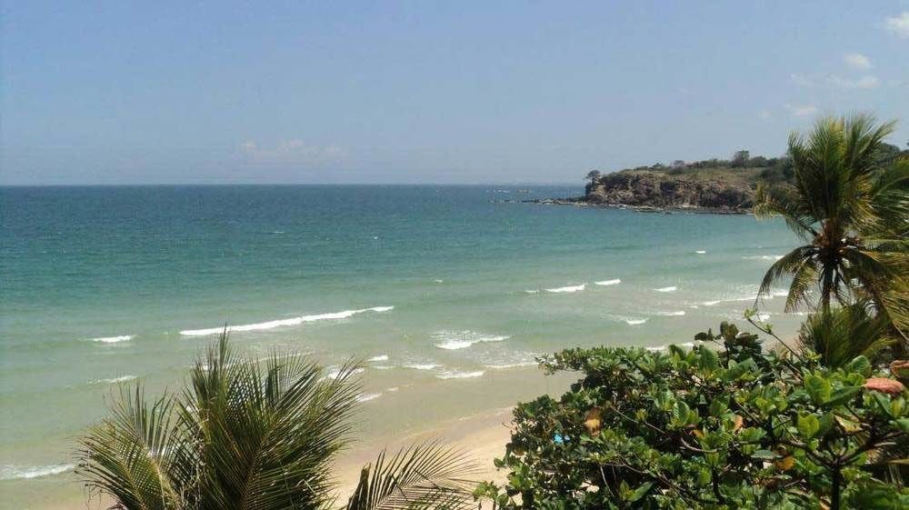 Trinco Beach Hotel Trincomalee Exterior photo