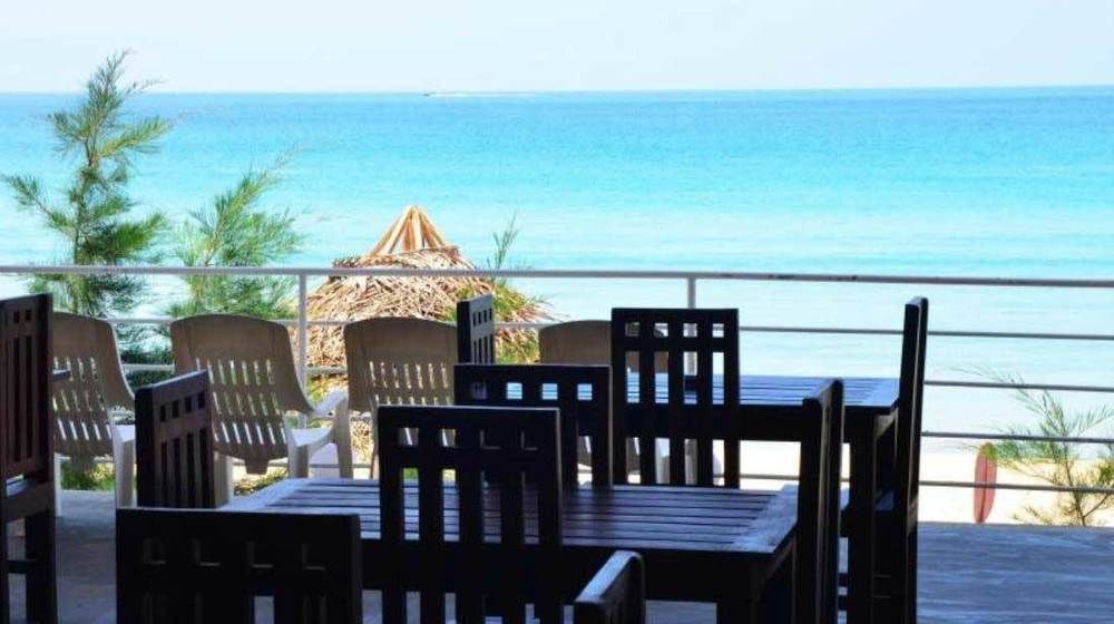 Trinco Beach Hotel Trincomalee Exterior photo